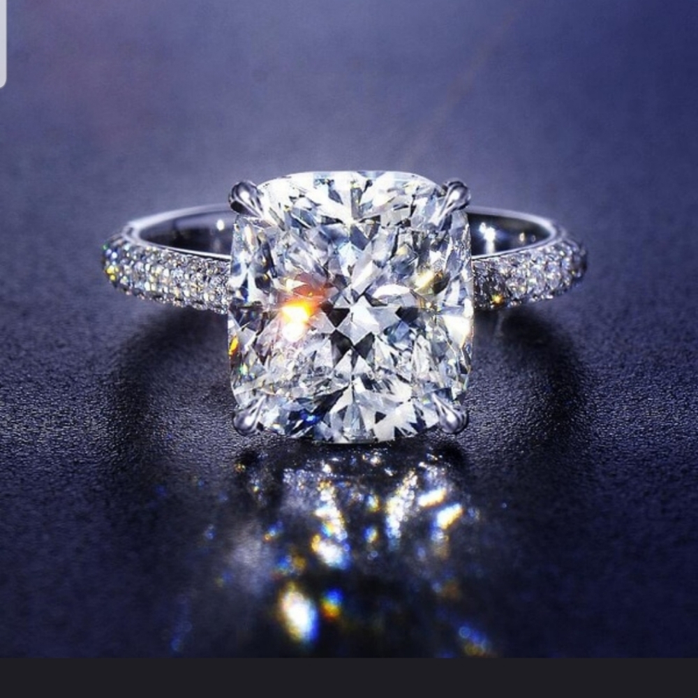 ❤️‍🔥❤️‍🔥OMG❤️‍🔥❤️‍🔥!!!!! 💍💍 5 carat White GOLD platedengagement ring 💍💍